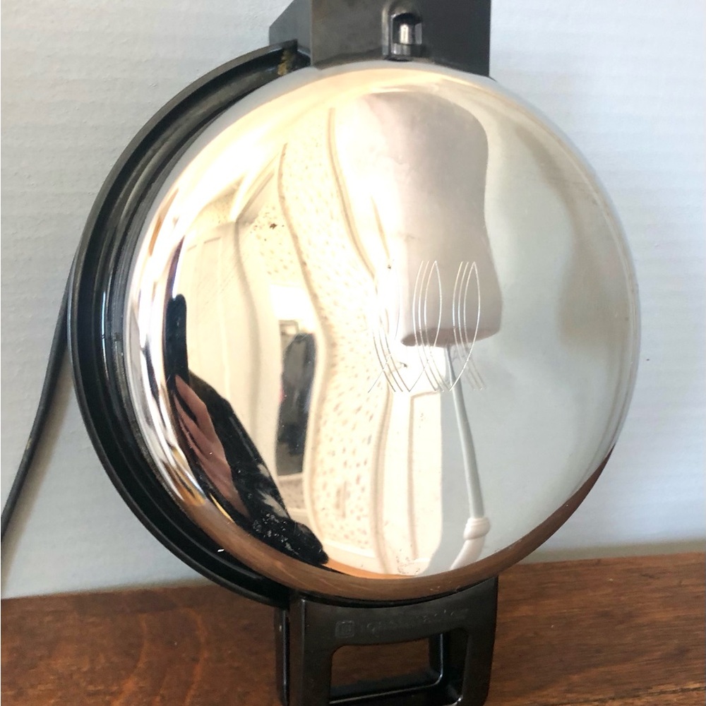 Vintage Toastmaster Waffle Maker